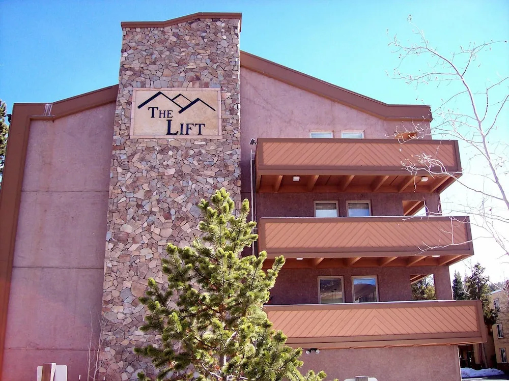 photo 1 of The Lift