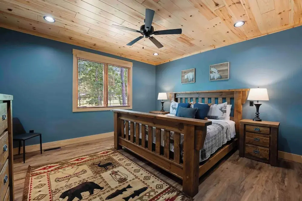 photo 1 of The Lodges Avantstay Lakefront, Sleeps 66 Pools, Docks, Theaters, Views