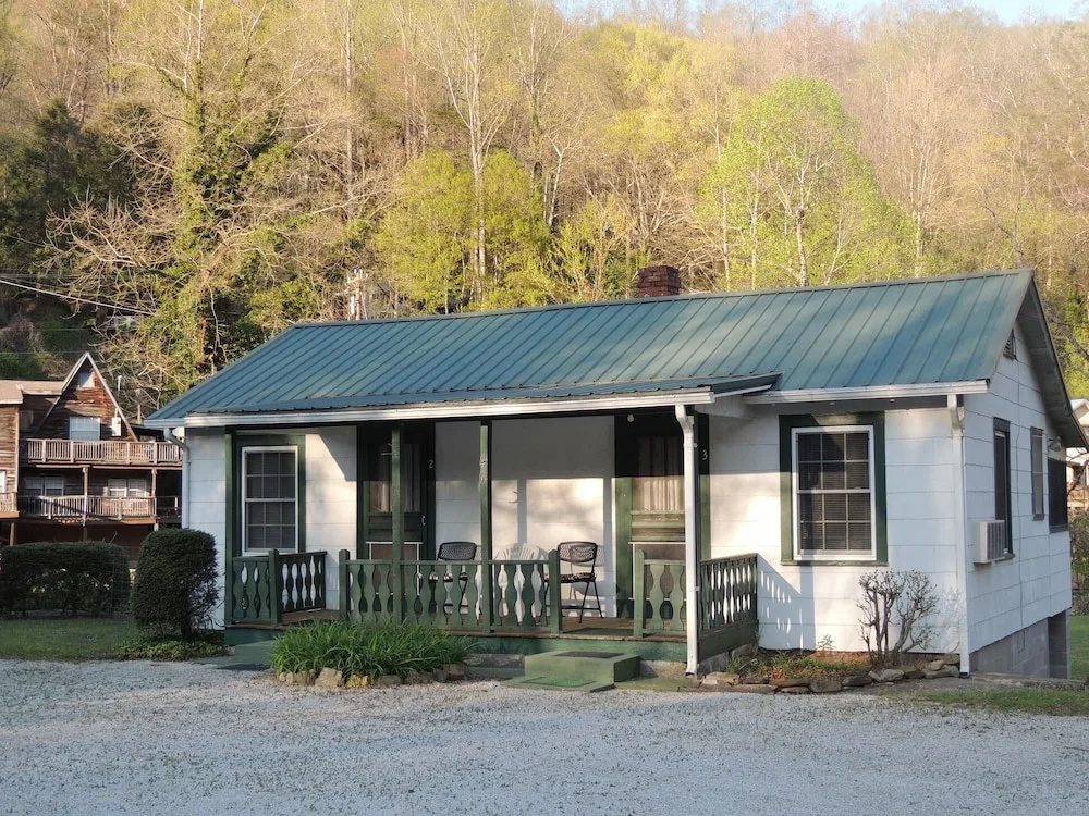 photo 1 of The Magnolia - 1 Br Cottage