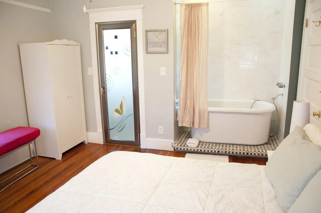 photo 1 of Mansion Inn