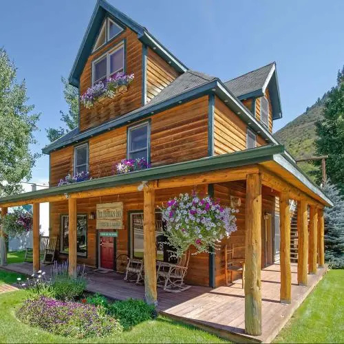 photo 1 of Minturn Inn