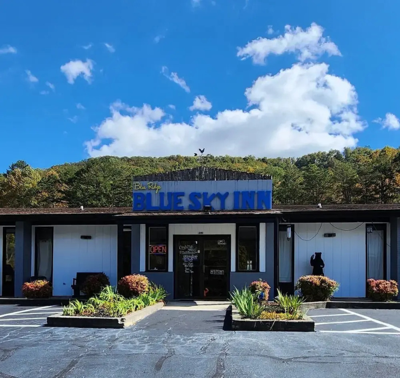 photo 1 of Blue Sky Inn