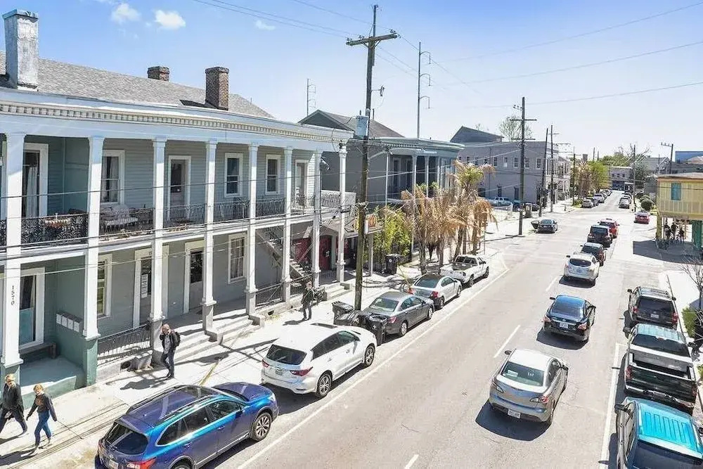 photo 1 of Montgomery Apartments on Magazine Street