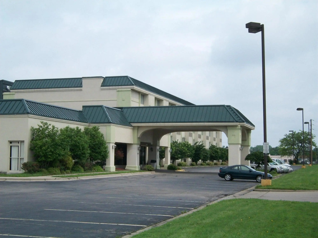 photo 1 of Moraine Inn & Suites