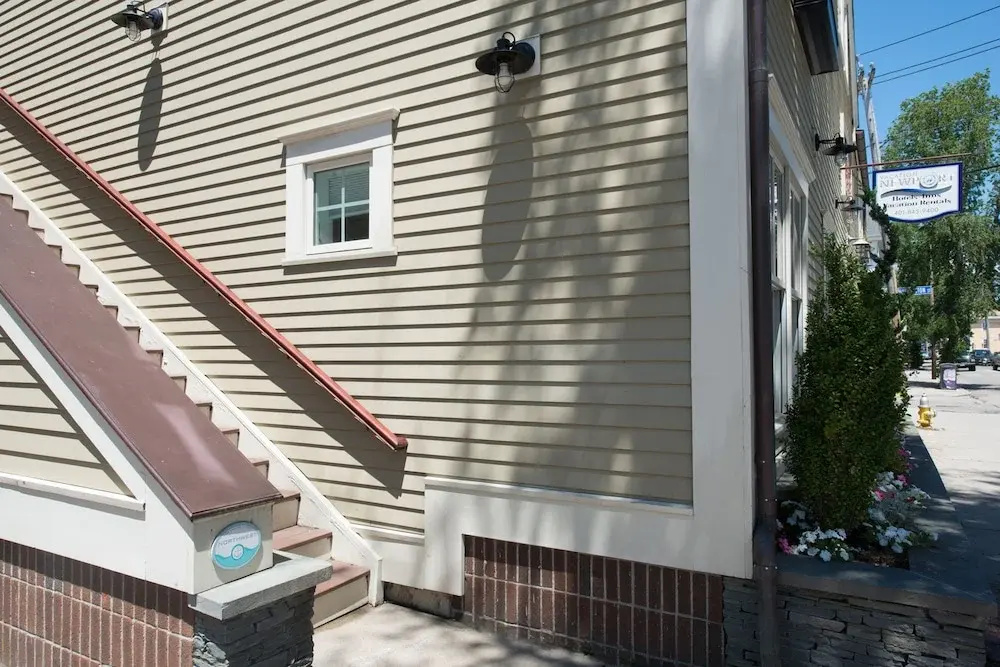 photo 1 of The Newport Lofts – 543 Thames Street