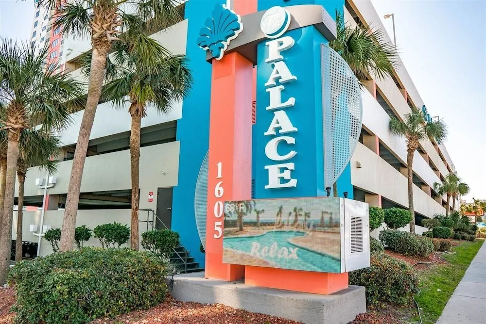 photo 1 of Palace 2313