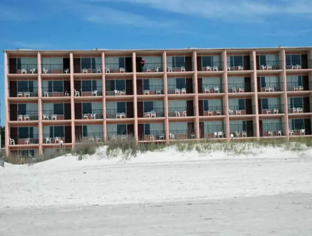 photo 1 of Oasis Hotel