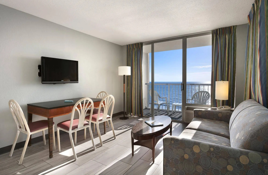 photo 1 of Crown Reef Resort