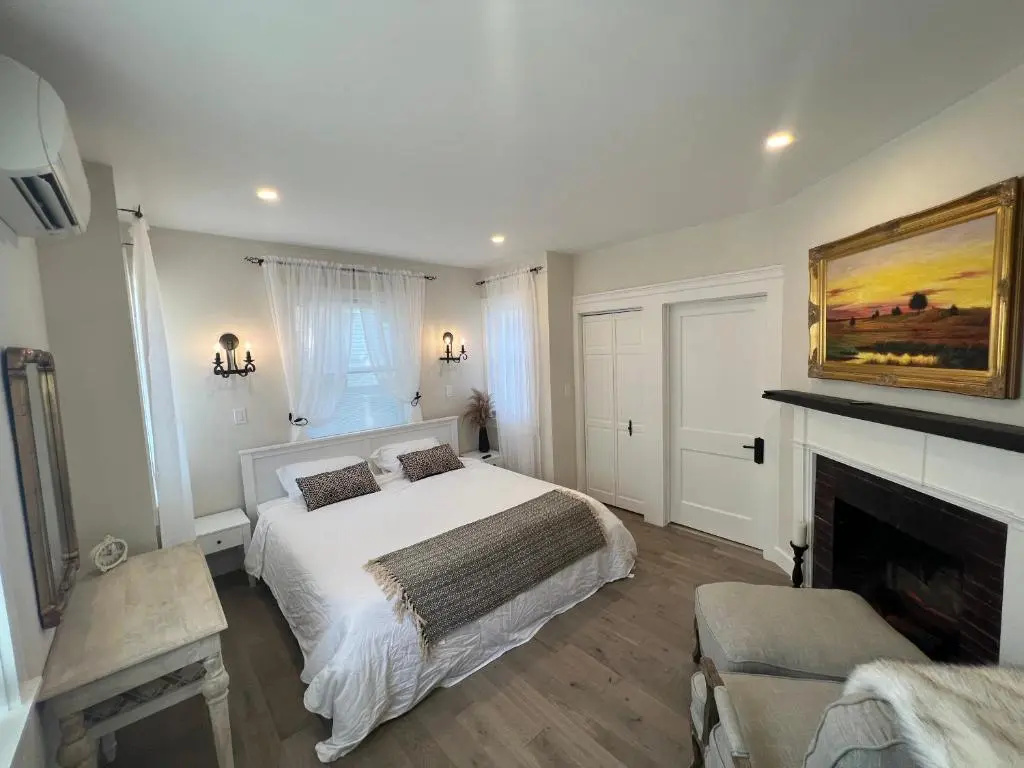 photo 1 of The Reminisce vacation home 5br/3bt,downtown BH