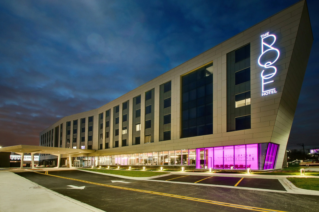 photo 1 of The Rose Hotel Chicago O’Hare, Tapestry Collection by Hilton