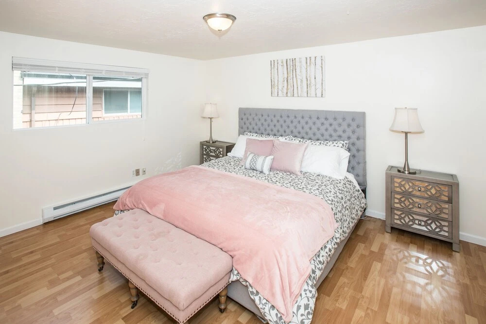 photo 1 of The Seattle Stunner - 1960's Retro Apt - Sleeps 6