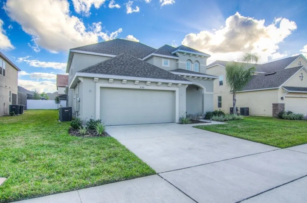photo 1 of The Shire - 6 Bedrooms House W/pool-4705ts Home by Redawning