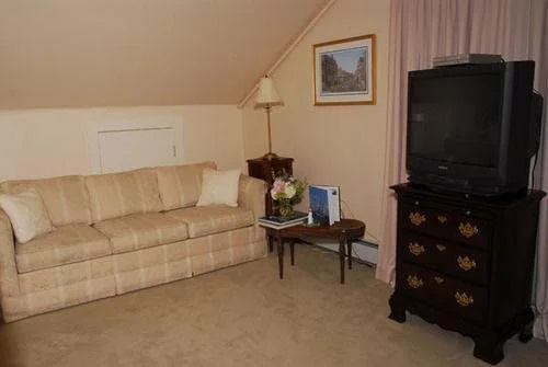 photo 1 of The Spring Seasons Inn