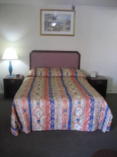 photo 1 of Sunland Motel Mesa
