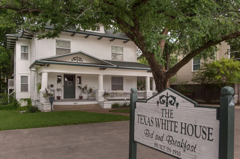 photo 1 of Texas White House