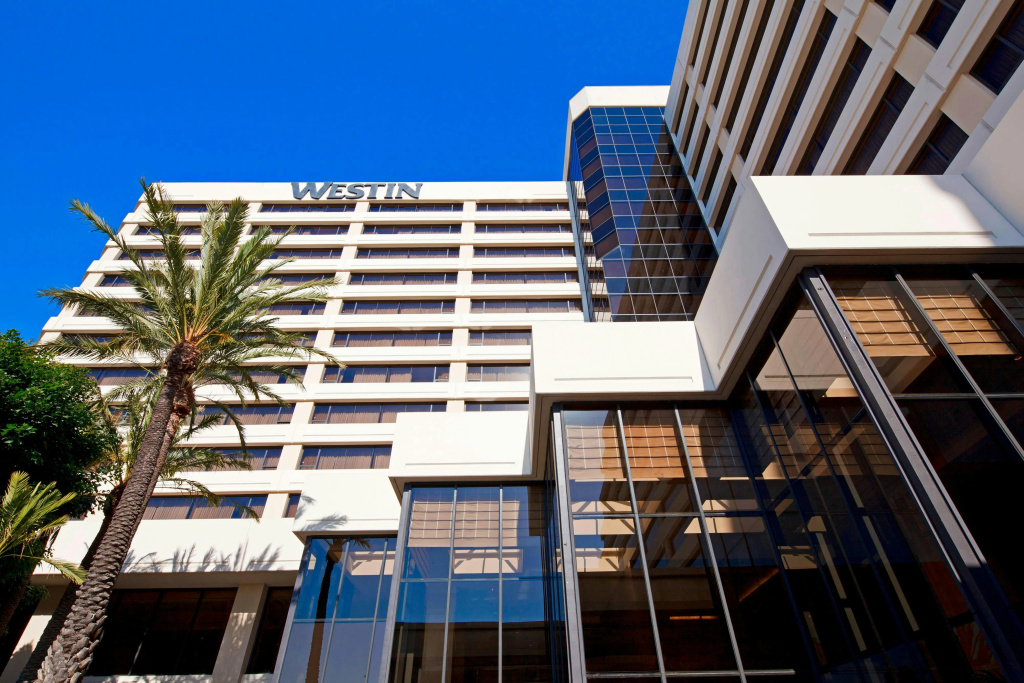 photo 1 of The Westin Los Angeles Airport