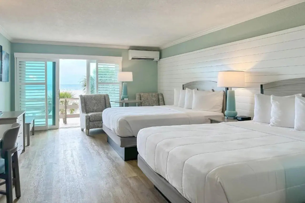 photo 1 of Thunderbird Beach Resort