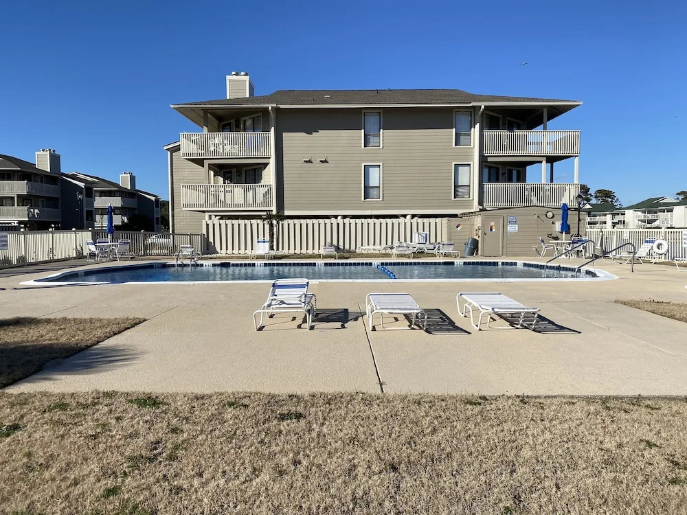 photo 1 of Tilghman Lakes H4 3 Bedroom Condo by RedAwning