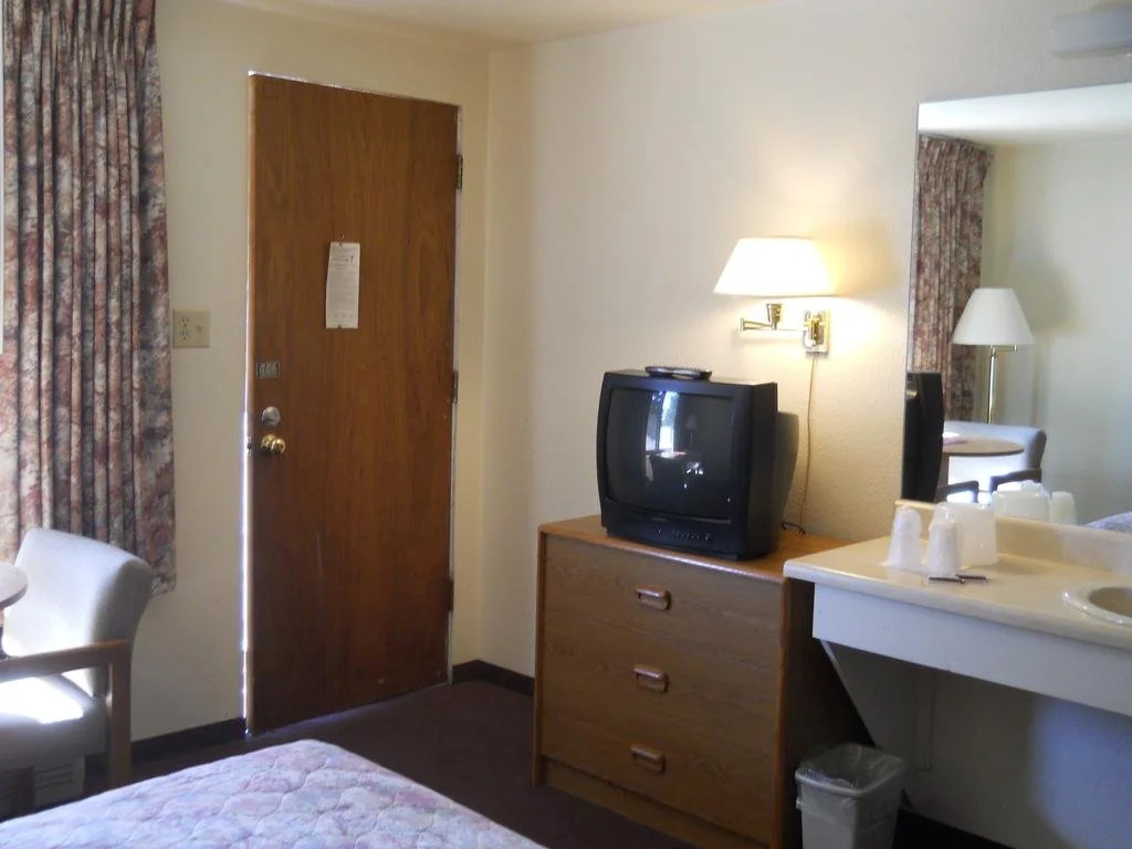 photo 1 of Tomahawk Lodge