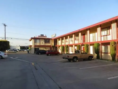 photo 1 of Town House Motel