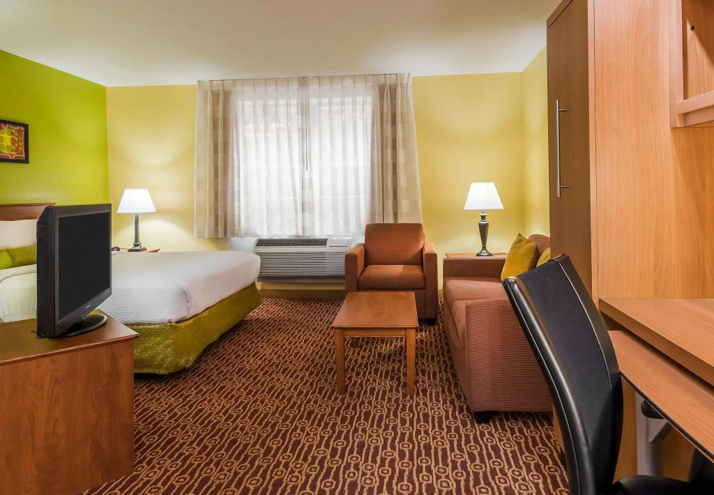 photo 1 of Pine Bush Suites Albany University