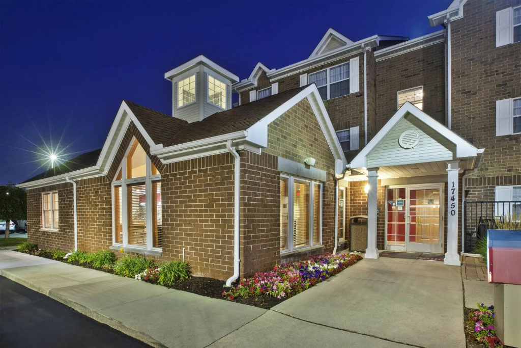 photo 1 of Towneplace Suites By Marriott Detroit Livonia
