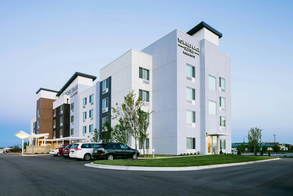 photo 1 of Towneplace Suites Kansas City Airport