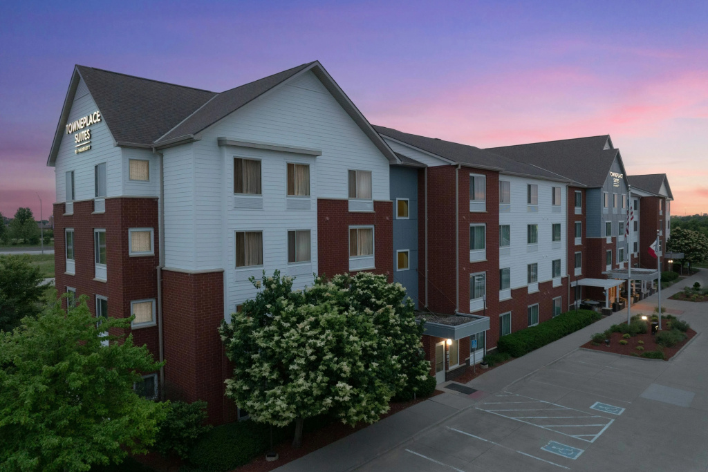 photo 1 of TownePlace Suites by Marriott - Des Moines Urbandale