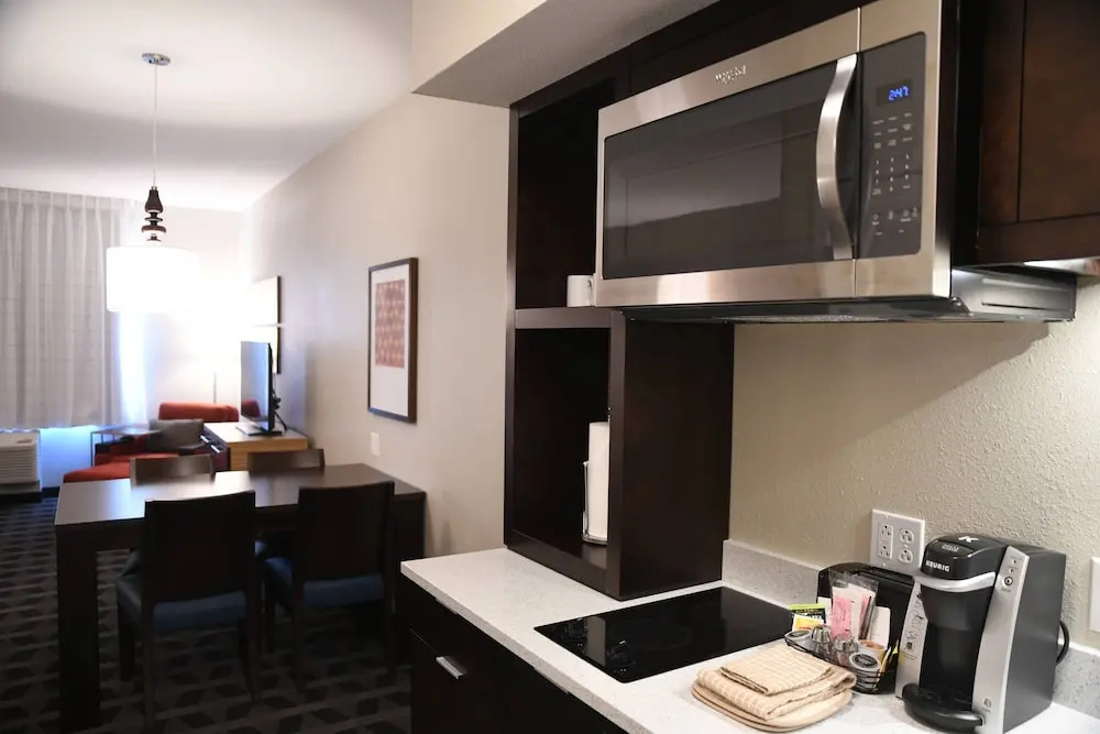 photo 1 of TownePlace Suites Kansas City at Briarcliff