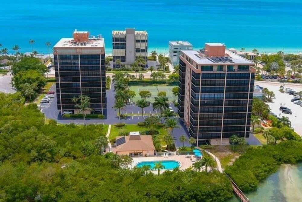 photo 1 of Tracy's Sea Isles Condo 2 Bedroom Condo by Redawning