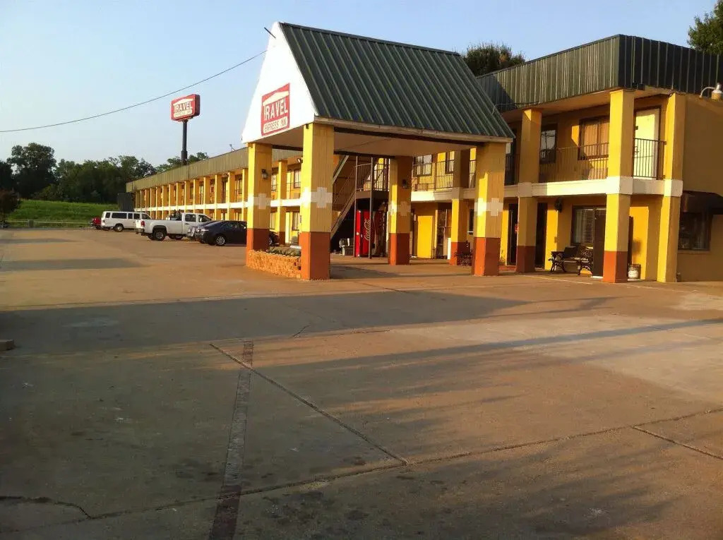 photo 1 of Travel Express Inn