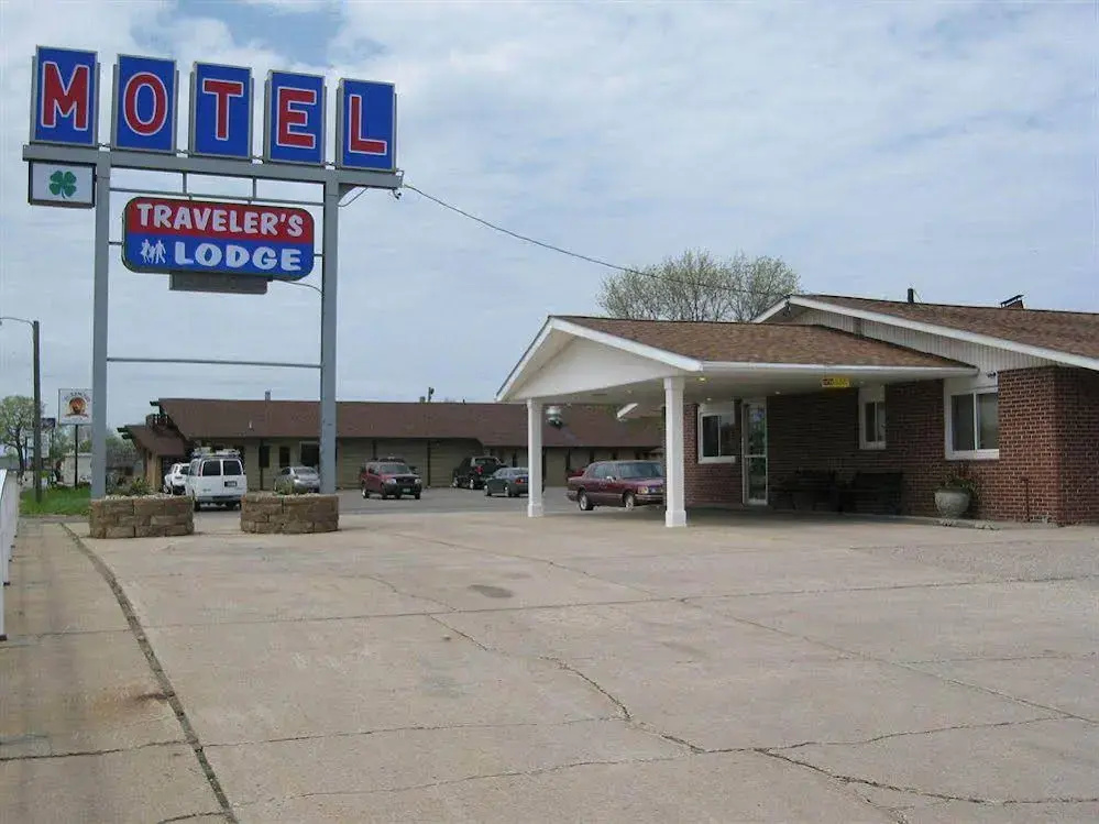 photo 1 of Travelers Lodge Motel Marshall