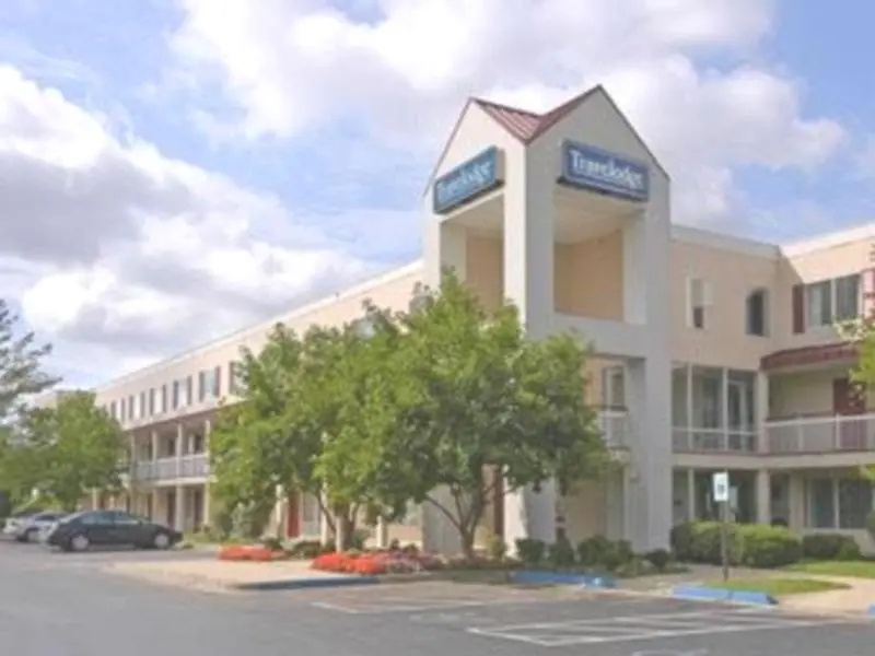 photo 1 of Magnuson Hotel Sharonville