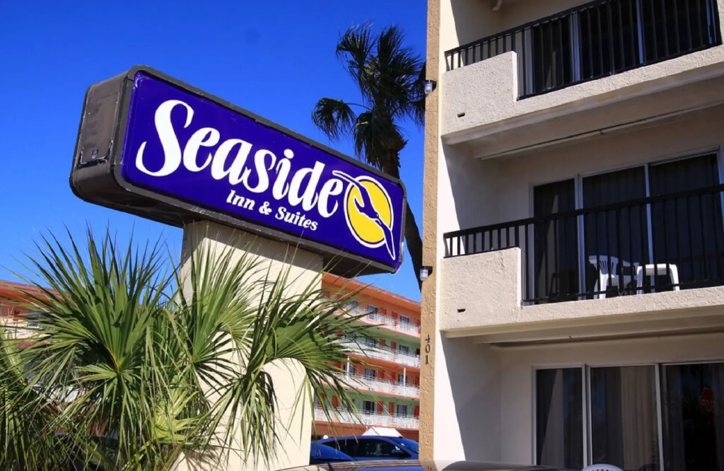photo 1 of Seaside Inn & Suites