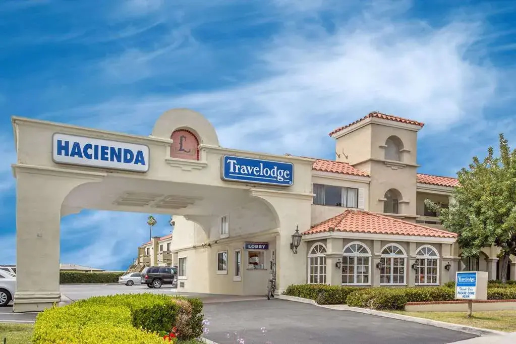 photo 1 of Travelodge Costa Mesa Newport Beach Hacienda