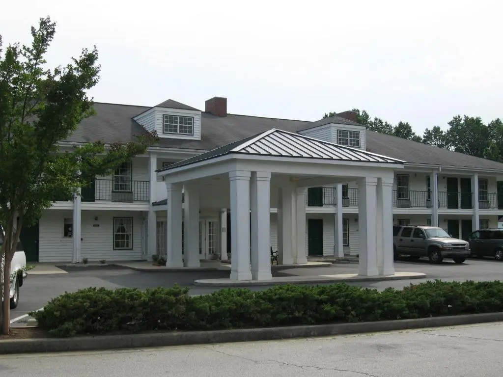 photo 1 of Quality Inn Covington