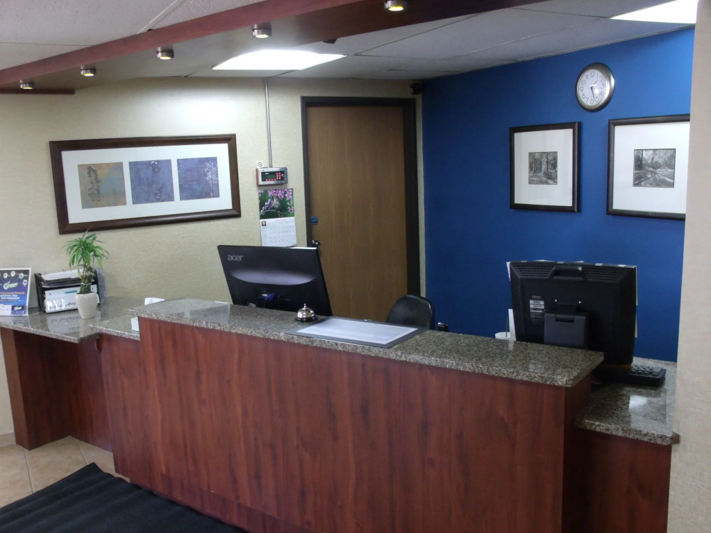 photo 1 of Relax Inn