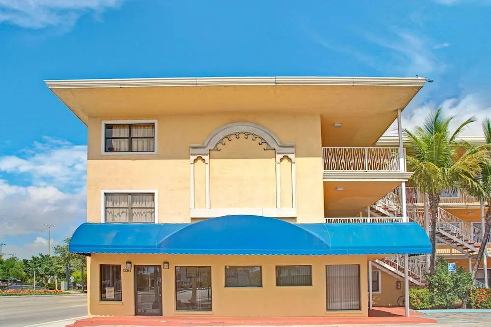 photo 1 of Travelodge Fort Lauderdale
