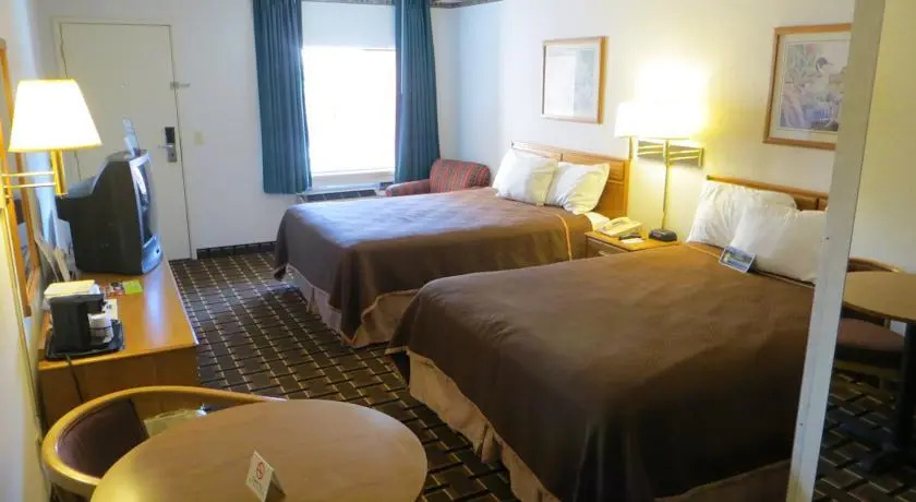 photo 1 of Travelodge Grand Rapids