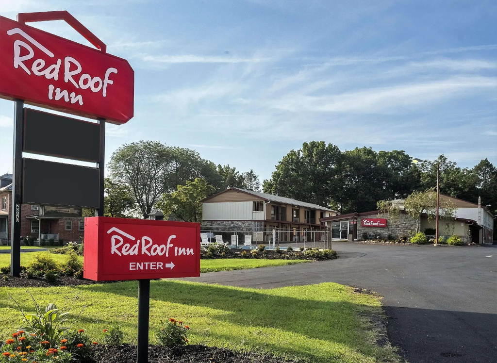 photo 1 of Red Roof Inn Lancaster - Strasburg