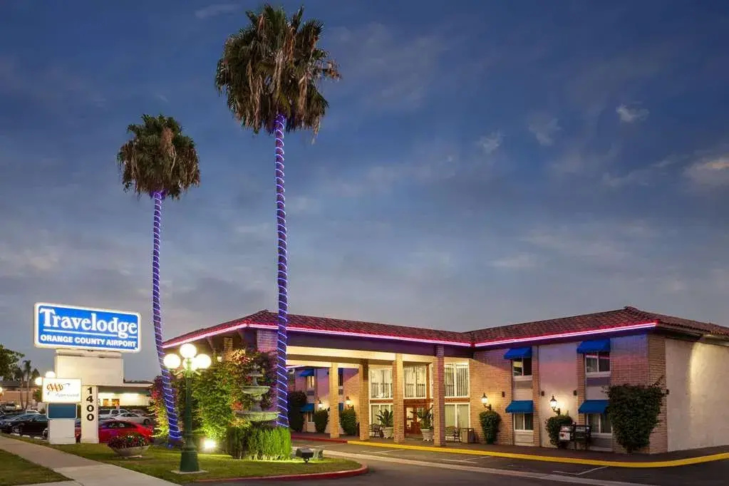 photo 1 of Travelodge by Wyndham Orange County Airport/ Costa Mesa