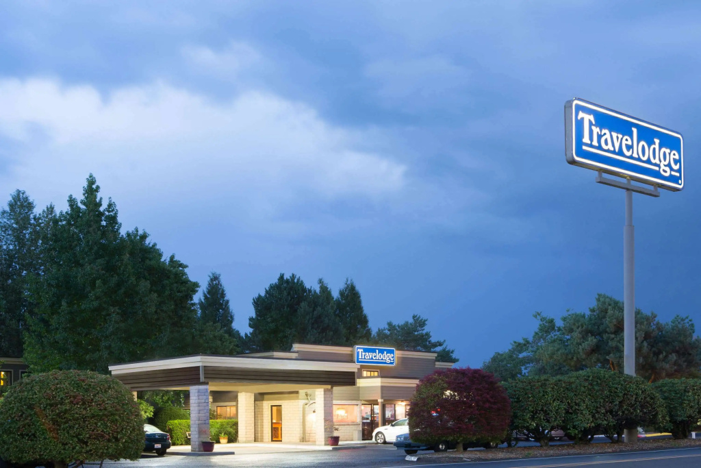 photo 1 of Travelodge by Wyndham East Portland/Gresham