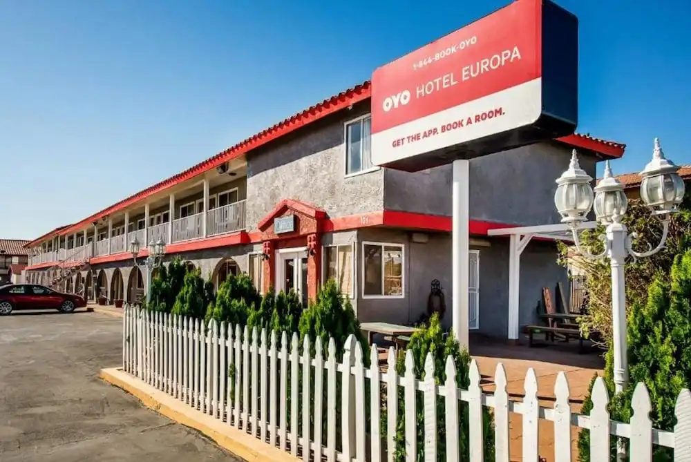 photo 1 of Travelodge Ridgecrest