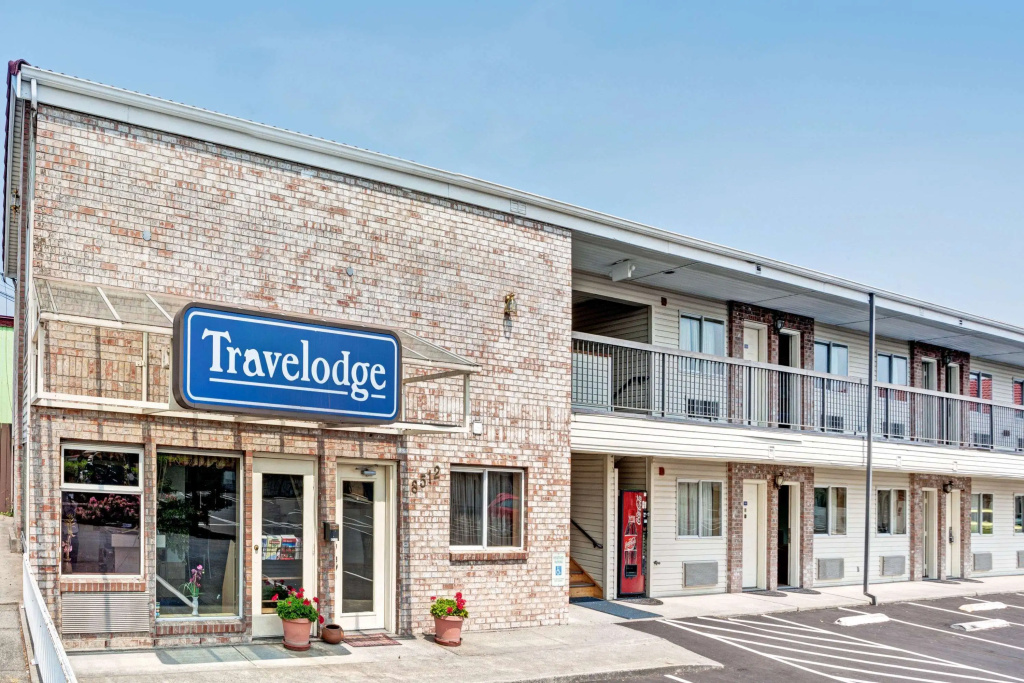 photo 1 of Travelodge by Wyndham Seattle North of Downtown