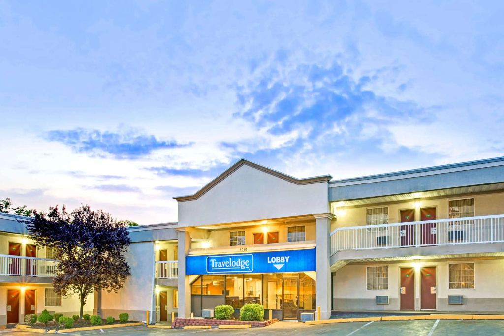 photo 1 of Travelodge by Wyndham Silver Spring