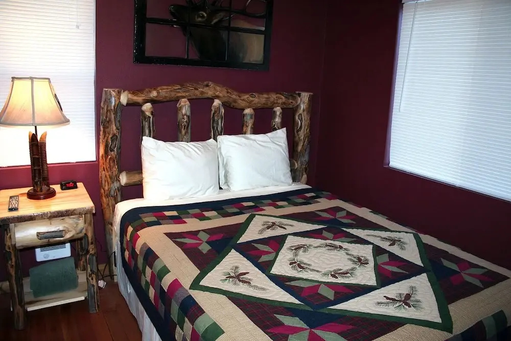 photo 1 of Triple R Cottages: 6