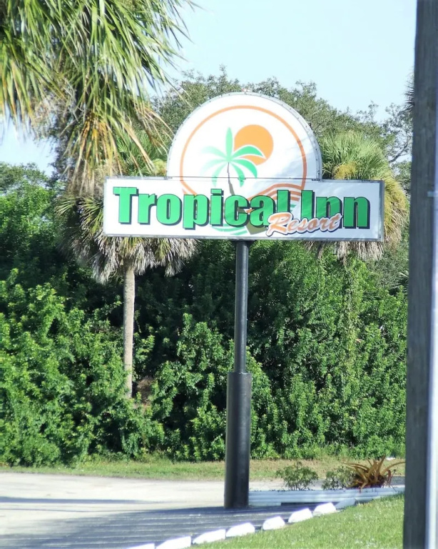 photo 1 of Tropical Inn Palm Bay