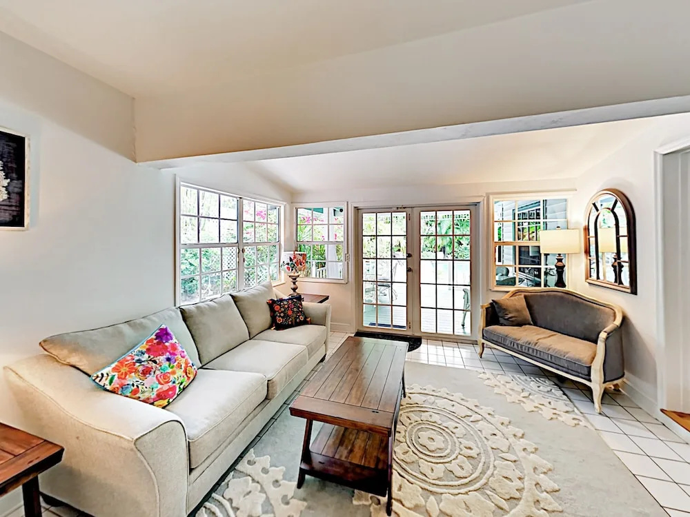 photo 1 of Tropical Oasis - 3 Br Home