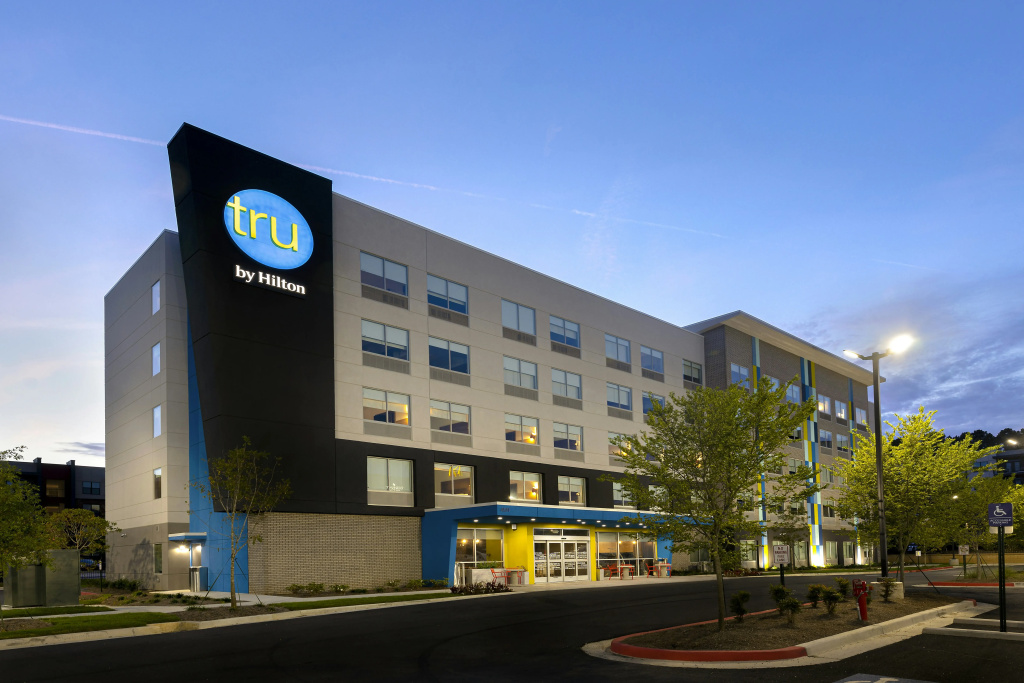 photo 1 of Tru By Hilton Atlanta Galleria Ballpark