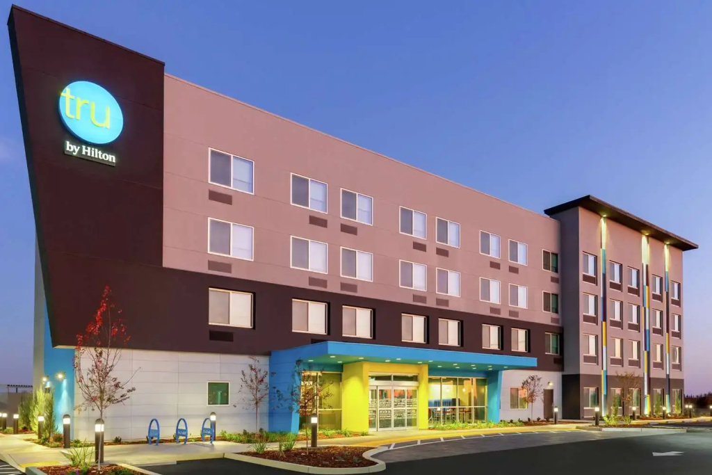 photo 1 of Tru By Hilton Lodi